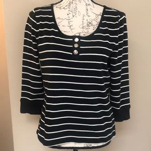 American Living Top  Black & White Stripes. Large